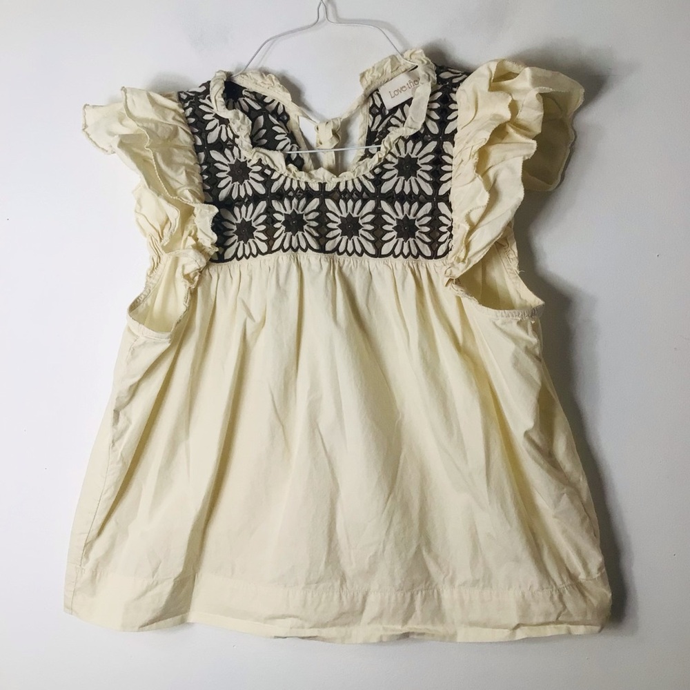 Love the Label blouse medium women Cream Ruffle Top with Black Floral Embroidery